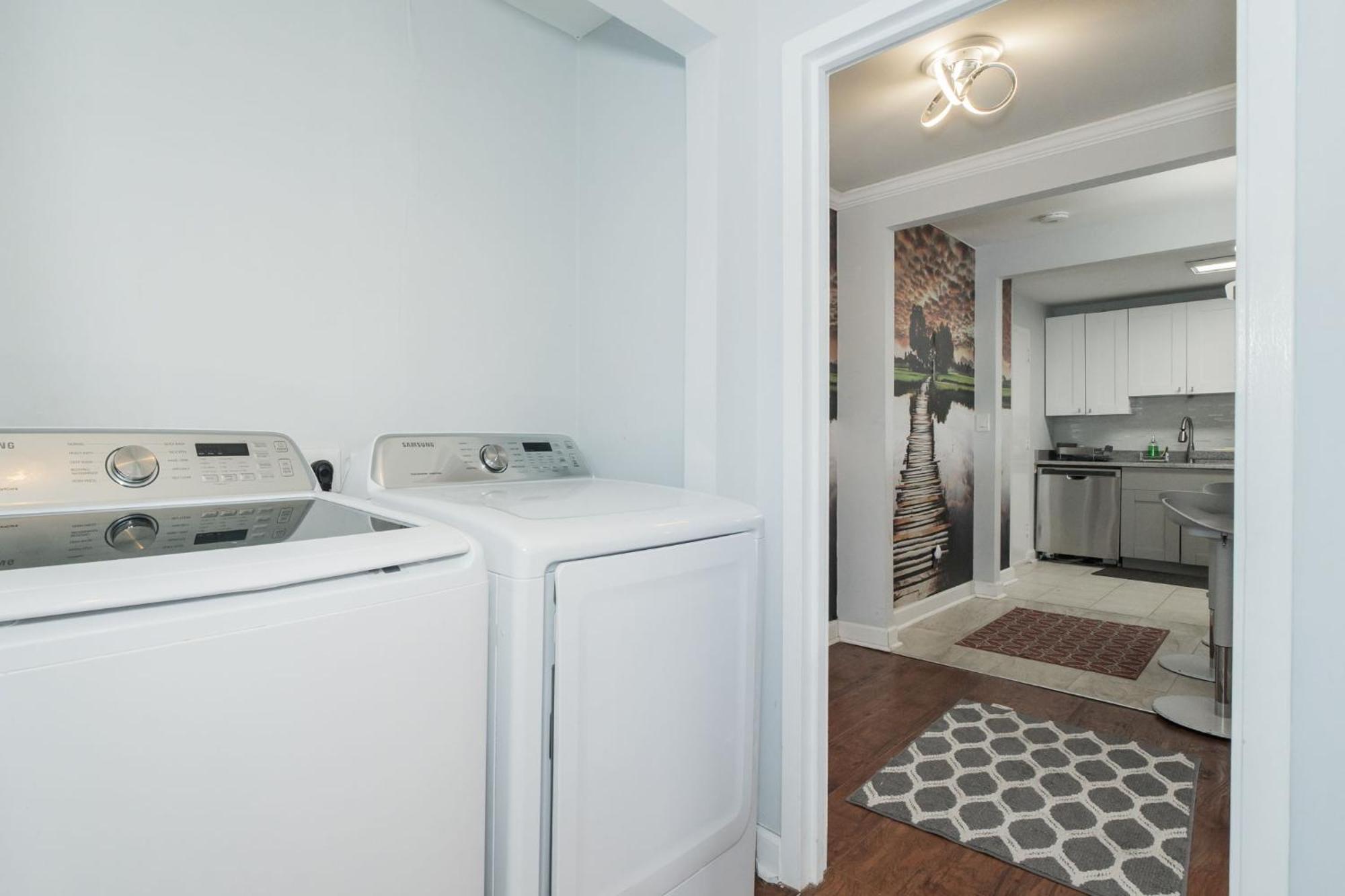 21Floor-Renovated 2Br,1Bath King And Queen Bed And Parking Atlanta Exterior foto